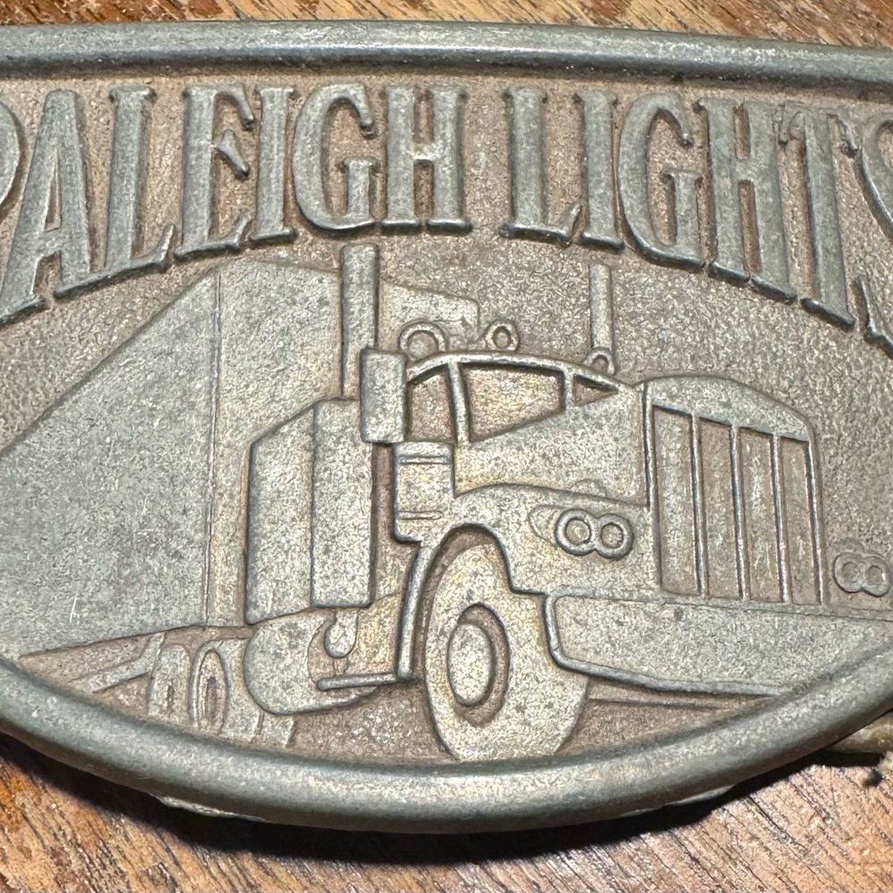 Vintage Raleigh Lights Big Rig Trucker 1970s-1980s Metal Belt Buckle